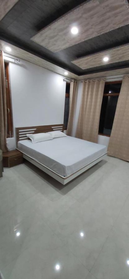 Solitude Inn Bnb Shimla Bagian luar foto