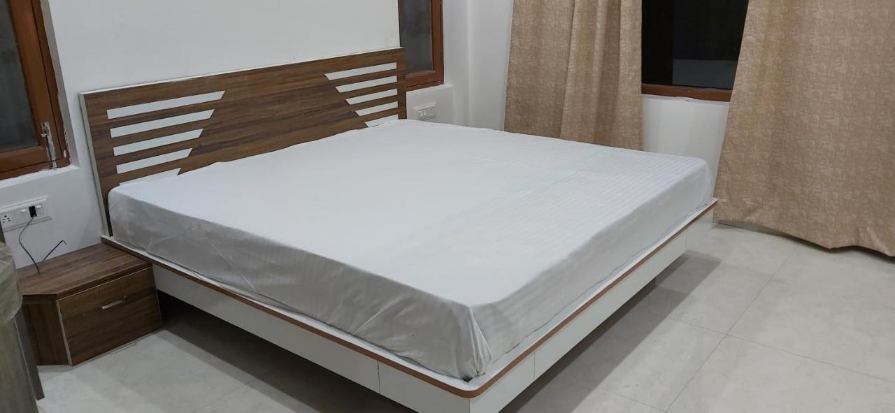 Solitude Inn Bnb Shimla Bagian luar foto