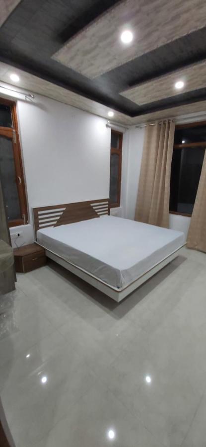Solitude Inn Bnb Shimla Bagian luar foto